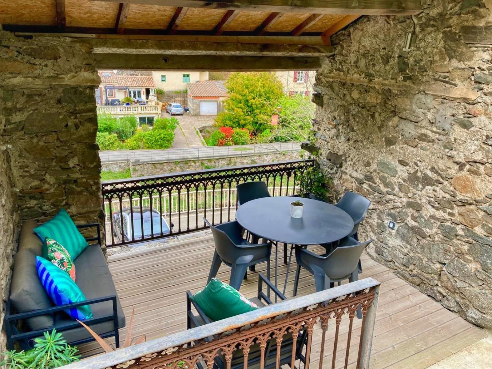 Château Cabaret: Luxury Cathar Retreat with Panoramic Terrace Lastours Exterior photo